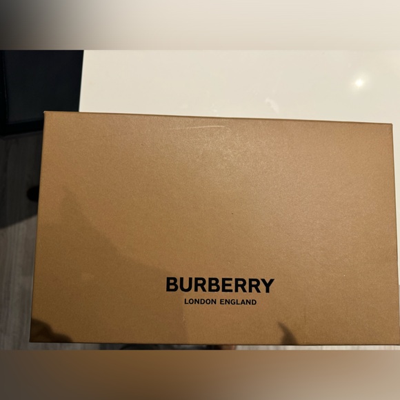 Burberry Platform stripe sandal - Picture 6 of 7